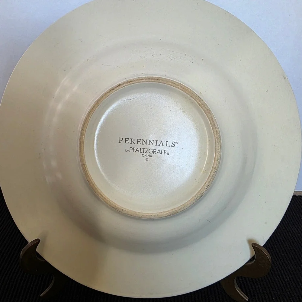 Pfaltzgraff Perennials Garden Floral Leaf Salad Plate 9.5 Inch‎